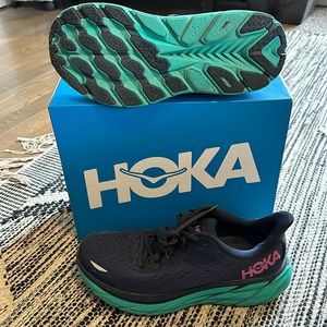 Hoka-Outer space/Atlantis- size 9